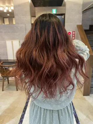 ロング 浅野  勇貴のヘアスタイル