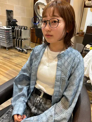 ミディアム カラー 池田理紗/メンズ カット/切りっぱなしのヘアスタイル