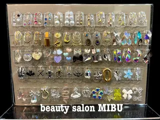 ネイル Sunny.Roa fujiのネイルデザイン