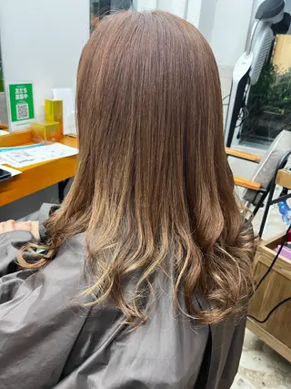 ロング ROSSO Hair&SPA 香椎宮前店所属・SHIINA 香椎宮前店のヘアスタイル