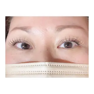 マツエク・マツパ minion蕨店所属・akari :minion蕨店のマツエク・マツパデザイン