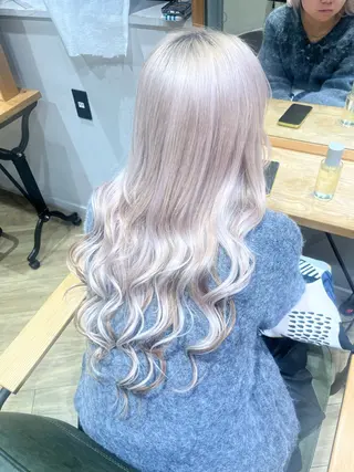 ロング ヘアメ☯️派手髪 ☯️ルカのヘアスタイル