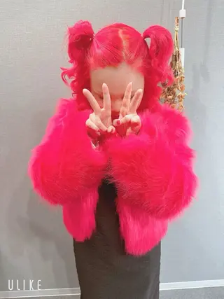 セミロング K Harukaのヘアスタイル