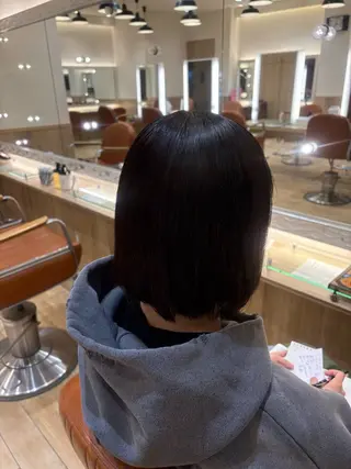 ショート 中間 愛加のヘアスタイル