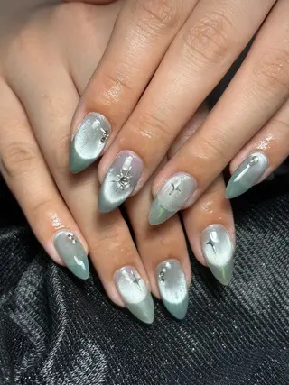 ネイル ✴︎ Delightのネイルデザイン