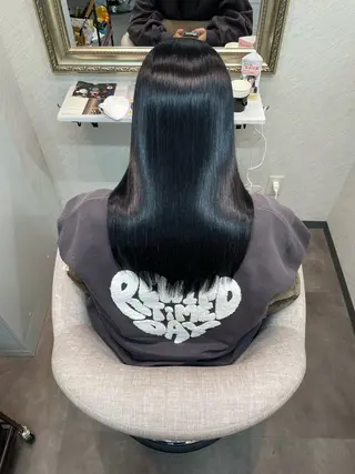 セミロング 髪質改善/縮毛矯正 アンナ🍊のヘアスタイル