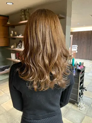 ロング 栗原 瑠世のヘアスタイル