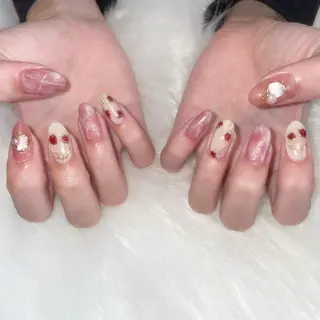 ネイル ゴテゴテ💙ワンホン リオナのネイルデザイン