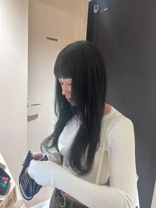 カラー miko🪽地毛風/ ハイトーン/レイヤーのヘアスタイル