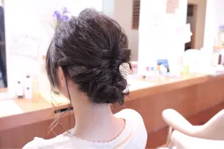 ミディアム カラー ヘアアレンジ 坪内 麻里子のヘアスタイル