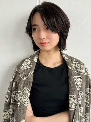 ミディアム Farbe🤍 新築new Openのヘアスタイル