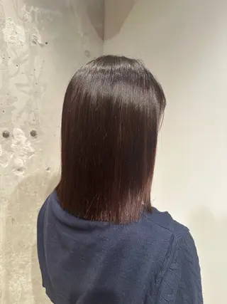 ミディアム 吉田 佳乃子のヘアスタイル