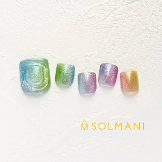 ネイル SOLMANI 予約担当のネイルデザイン