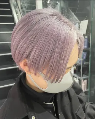 ショート カラー mao/天神ブリーチ ハイトーンカラーのヘアスタイル