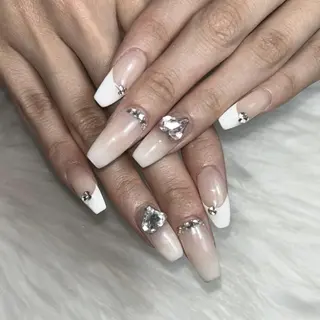 ネイル 南森町rebest 💅nailのネイルデザイン