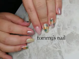 ネイル tommy's nail所属・福岡/若よもぎ蒸し 全身美容が叶うサロンのネイルデザイン