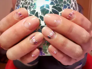 井上 さおりのネイルデザイン