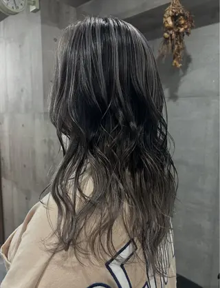 カラー Sog所属・manami/艶髪 /くすみカラーのヘアスタイル