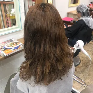 ロング パーマ 💘カラー人気No. 1💘SAYAのヘアスタイル