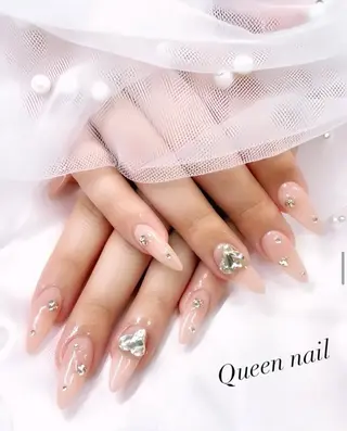 ネイル Queen Nail&Eyelash所属・Queen あみのネイルデザイン