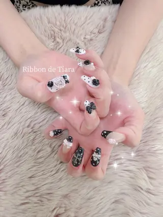 ネイル Ribbon de Tiara MAKIのネイルデザイン