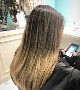 ロング salowin 原宿 aroa所属・韓国／ハッシュカット ／透明感カラー／金野のヘアスタイル