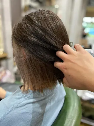 カラー 小山 悦宏のヘアスタイル