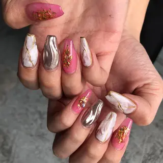 ネイル crestnail所属・小林 束紗のネイルデザイン