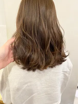 ミディアム カラー シェアサロンコネクト所属・Chiho/ 博多/大人かわいいのヘアスタイル