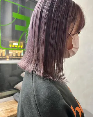 ミディアム カラー ツキノキ ミナのヘアスタイル