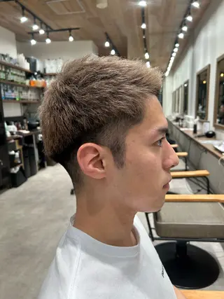 カラー メンズ レイヤー/韓国/ ハッシュ/高田翼のヘアスタイル