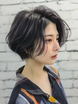 ショート カラー 梨ア/ボブショート/ ブリーチ無し艶カラーのヘアスタイル