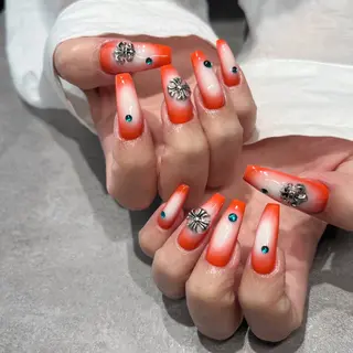 ネイル NEO Beauty Salon所属・𝐍𝐄𝐎 𝐉𝐔𝐑𝐈のネイルデザイン