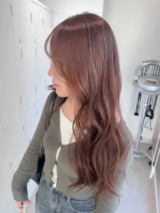 ロング カラー 艶ハイトーン🔆 ️️️安座間 希のヘアスタイル