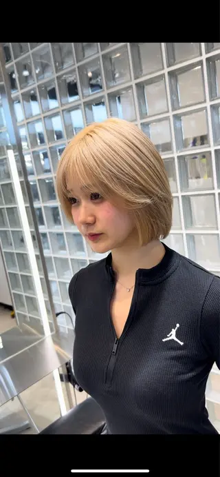 ミディアム fifth 安次富　泰雅のヘアスタイル