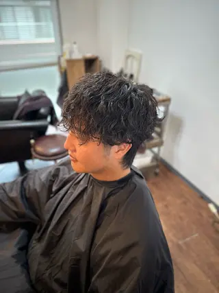 ミディアム パーマ メンズ Lizir  ルズィール所属・Luzir⭐︎ GEN⭐︎のヘアスタイル