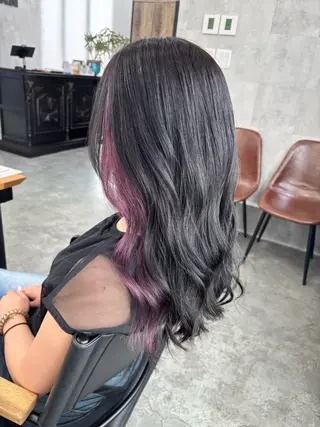 ミディアム 市毛 結菜のヘアスタイル