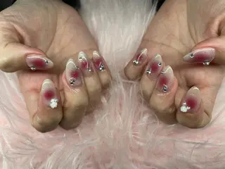 ネイル 安永 彩香のネイルデザイン