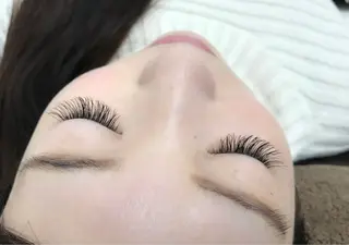 マツエク・マツパ 美容室ardmento 内 Lycka所属・Lycka リュッカのマツエク・マツパデザイン