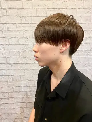 ミディアム グレイスフルバーバープラチナム六本木店所属・六本木メンズヘア 大橋勇貴のヘアスタイル