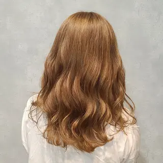 ロング 西田 理沙のヘアスタイル