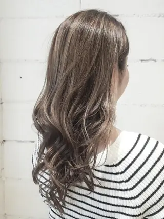 ロング カラー 尾野 恭平のヘアスタイル