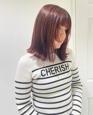 ミディアム カラー aaty しほのヘアスタイル