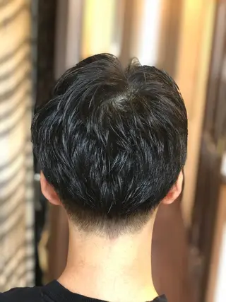 ミディアム ゼロスバーバーショップ所属・パーマ特化 三浦楓雅のヘアスタイル