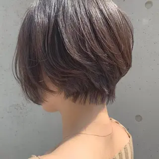 ショート カラー gotoday shaire saron所属・miu. ボブ/透け感カラーのヘアスタイル