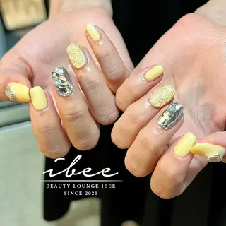ネイル ibee nail 🤍yumiのネイルデザイン