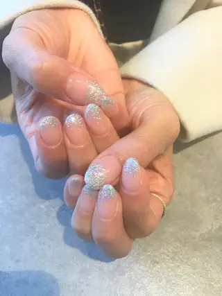 ネイル Nest 岩崎のネイルデザイン