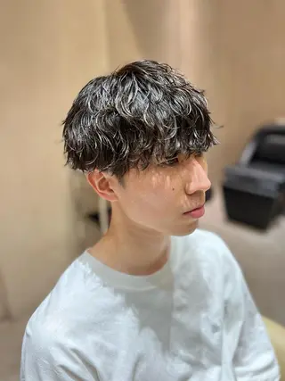 ショート パーマ メンズ 波巻きスパイラルパー マ/シャドウパーマ駿のヘアスタイル