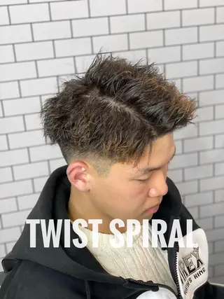 ショート パーマ メンズ TOP by threenine所属・🔥メンズ特化🔥 谷口力哉のヘアスタイル