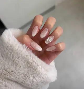 ネイル 池袋✨ネイル やり放題orフレンチのネイルデザイン